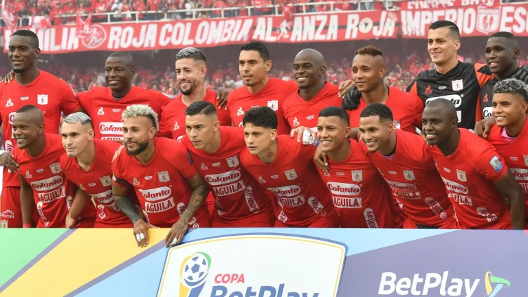 América