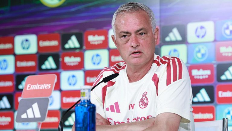 José Mourinho en rueda de prensa con el Real Madrid