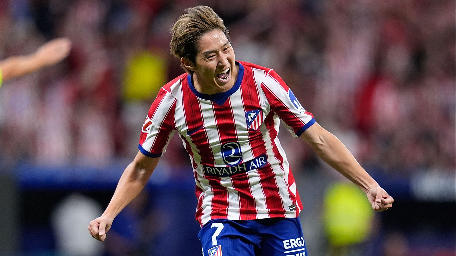Kang-in Lee celebrando un gol con el Atlético de Madrid.