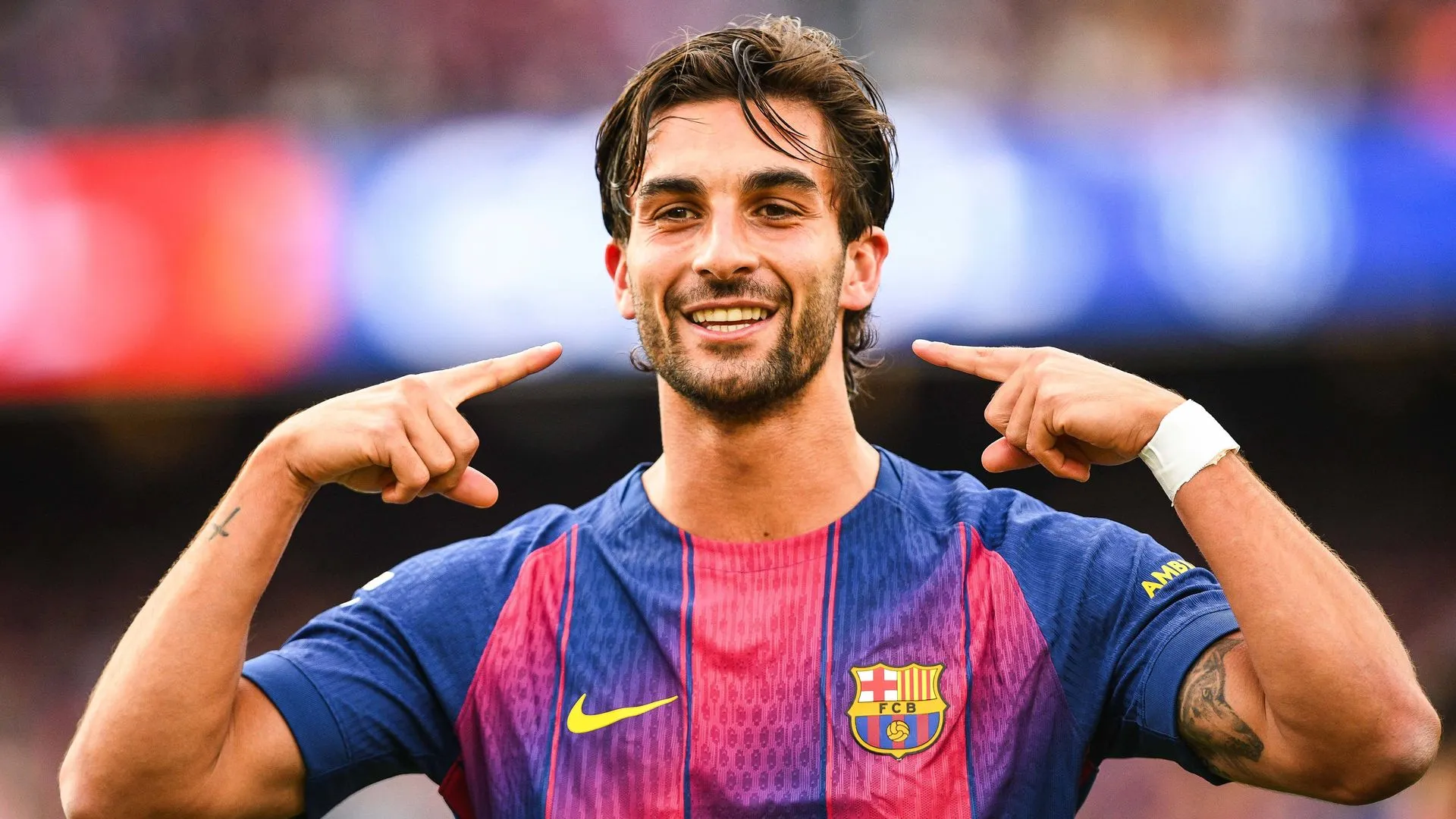 Ferran Torres celebra un gol con el FC Barcelona