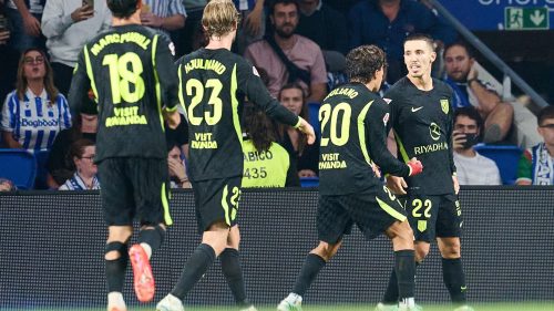 El Atlético en su victoria en Anoeta.