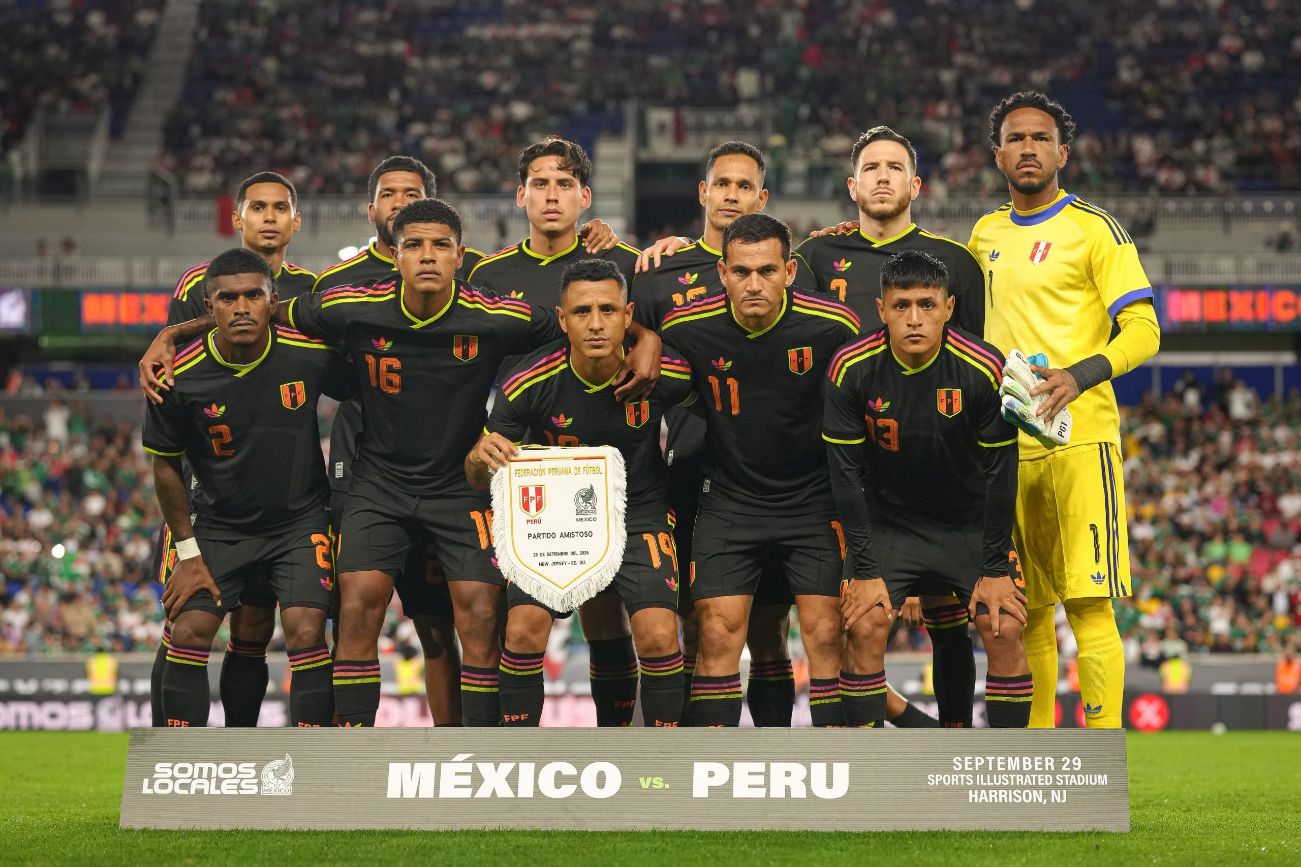 peru empata con mexico amistoso jairo velez gol