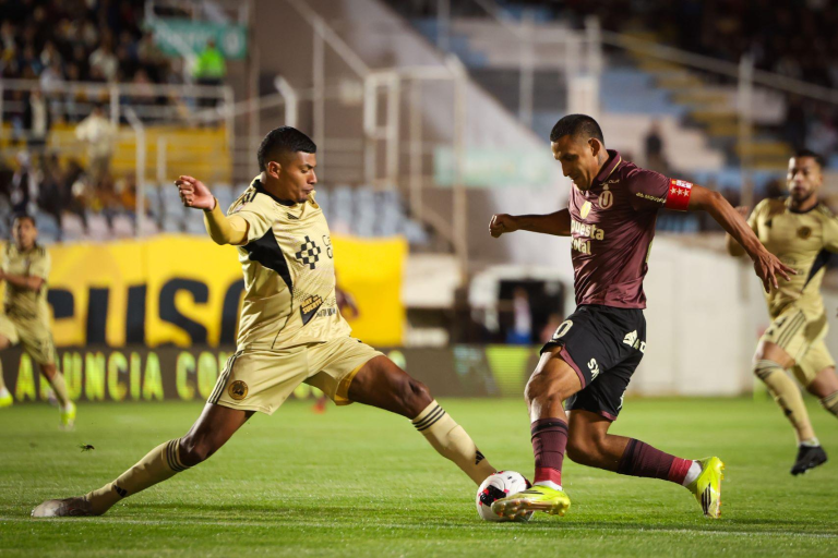 Universitario se prepara para enfrentar a Deportivo Garcilaso en Cusco