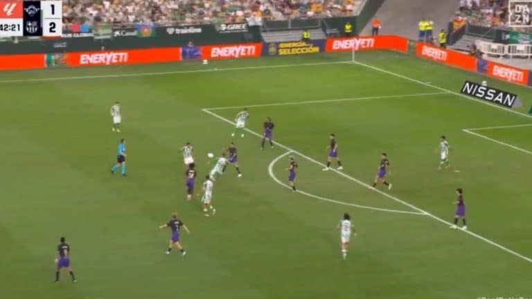Gol anulado de Lo Celso al FC Barcelona