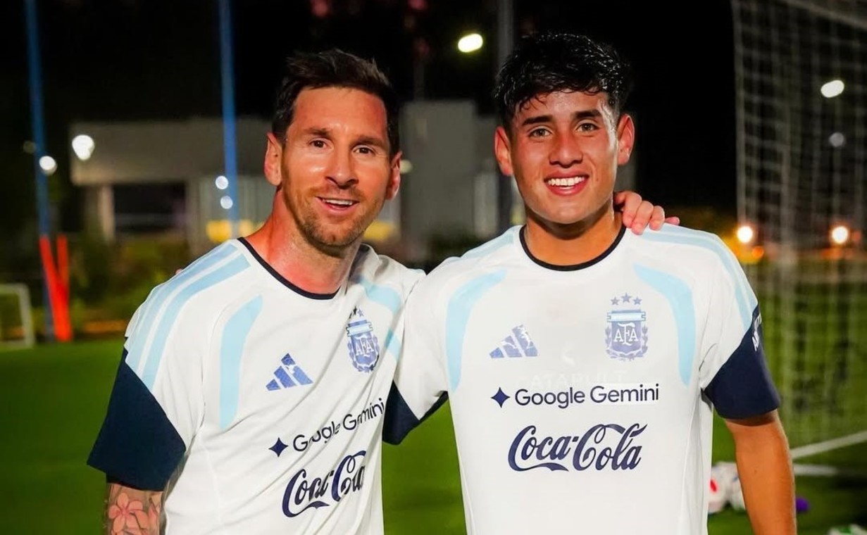 Lionel Messi y Tomás Aranda